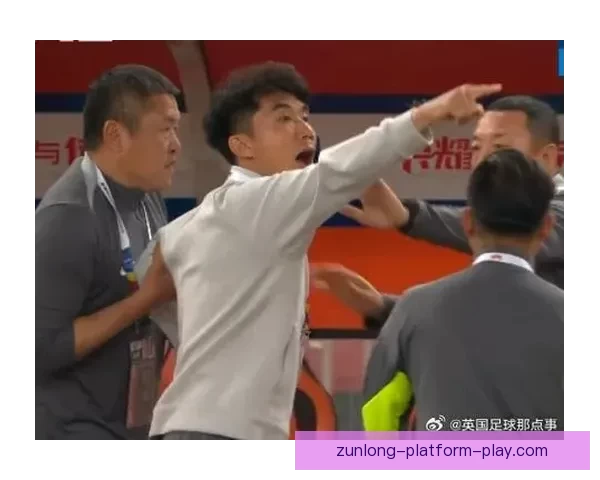 中超风波再起青岛西海岸主帅郑智被禁赛六场引发舆论热议